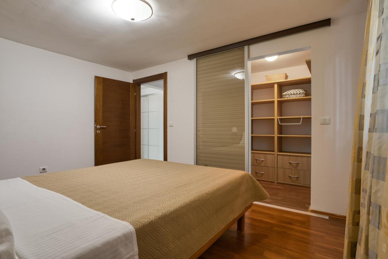 Apartman Marija Lux Sveti Stefan Exterior foto